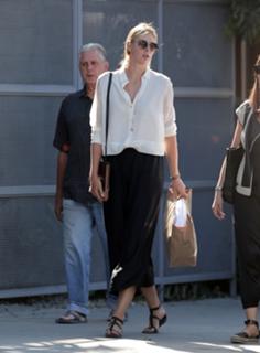 Maria Sharapova feet photo thumbnail