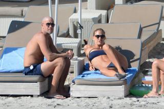 Bar Refaeli feet photo thumbnail