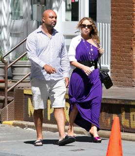 Mariah Carey feet photo thumbnail