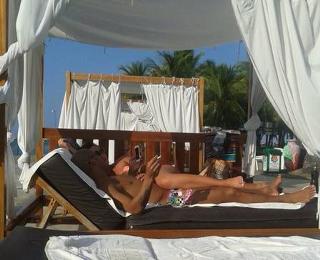 Nicole Bahls feet photo thumbnail