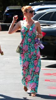 Amy Adams feet photo thumbnail