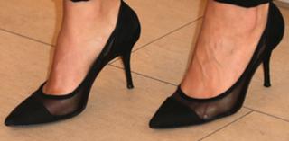 Katharine McPhee feet photo thumbnail