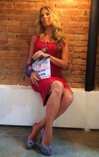 Adriane Galisteu feet photo thumbnail