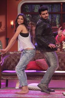 Deepika Padukone feet photo thumbnail