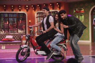 Deepika Padukone feet photo thumbnail
