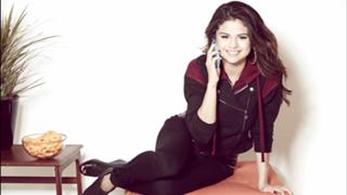 Selena Gomez feet photo thumbnail