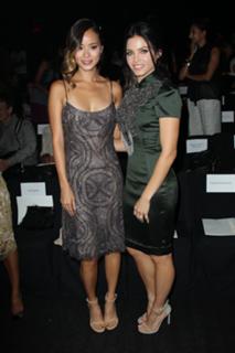 Jamie Chung feet photo thumbnail