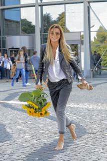 Edyta Górniak feet photo thumbnail