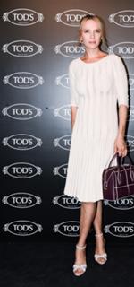 Uma Thurman feet photo thumbnail