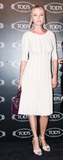 Uma Thurman feet photo thumbnail