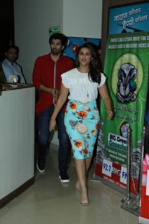 Parineeti Chopra feet photo thumbnail