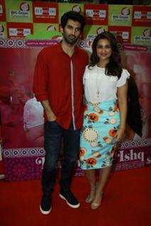 Parineeti Chopra feet photo thumbnail