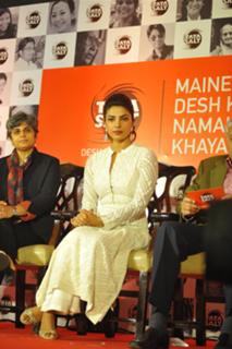 Priyanka Chopra Jonas feet photo thumbnail