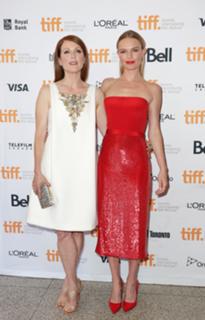 Julianne Moore feet photo thumbnail