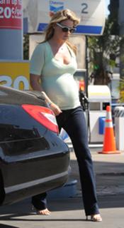 Ali Larter feet photo thumbnail