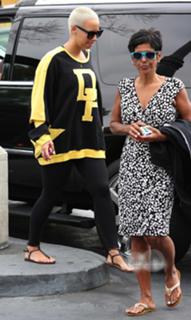 Amber Rose feet photo thumbnail