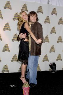 Sarah Michelle Gellar feet photo thumbnail