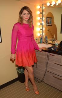 Katharine McPhee feet photo thumbnail