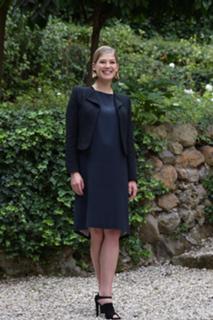 Rosamund Pike feet photo thumbnail