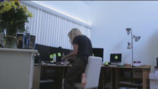 Justine Ezarik feet photo thumbnail