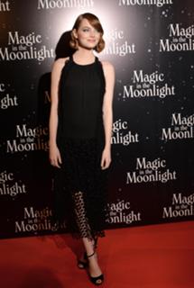 Emma Stone feet photo thumbnail