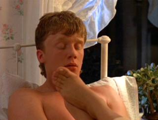 Uma Thurman feet photo thumbnail