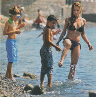 Doretta Papadimitriou feet photo 2