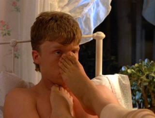 Uma Thurman feet photo thumbnail