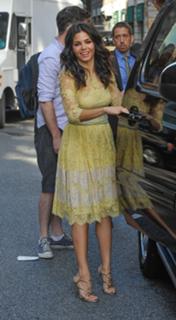 Jenna Dewan feet photo thumbnail