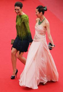 Evangeline Lilly feet photo thumbnail