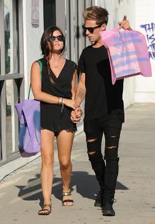 Lucy Hale feet photo thumbnail