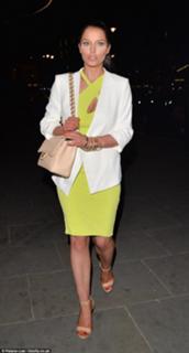 Helen Flanagan feet photo thumbnail
