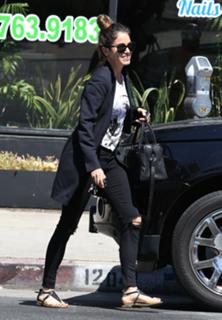 Nikki Reed feet photo thumbnail