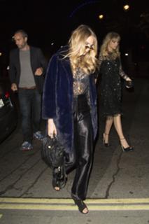 Cara Delevingne feet photo thumbnail