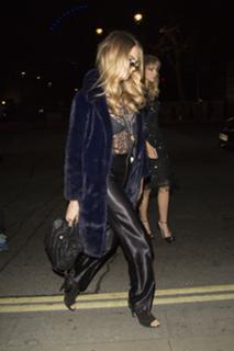 Cara Delevingne feet photo thumbnail