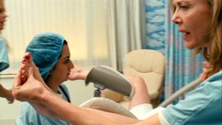 Debra Messing feet photo thumbnail