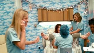 Debra Messing feet photo thumbnail