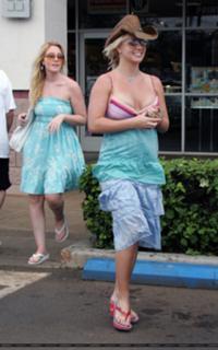 Britney Spears feet photo thumbnail