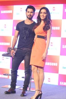 Shraddha Kapoor feet photo thumbnail