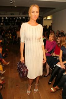 Uma Thurman feet photo thumbnail