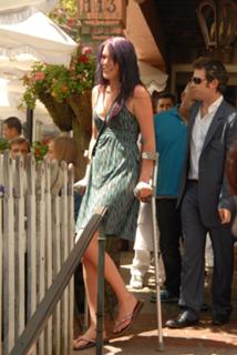 Joss Stone feet photo thumbnail