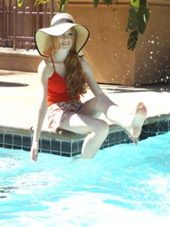 Katherine McNamara feet photo thumbnail