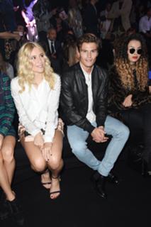 Pixie Lott feet photo thumbnail
