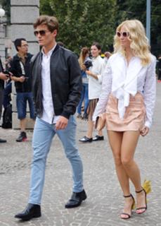 Pixie Lott feet photo thumbnail