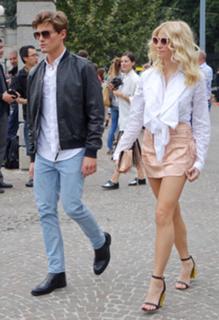 Pixie Lott feet photo thumbnail