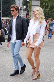 Pixie Lott feet photo thumbnail