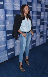 Tia Mowry feet photo thumbnail