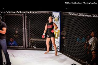 Paige VanZant feet photo thumbnail