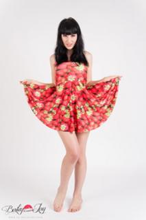 Bailey Jay feet photo thumbnail