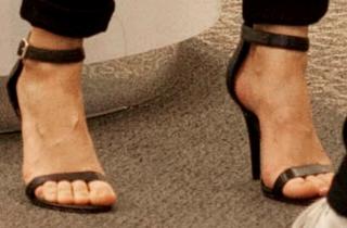 Debby Ryan feet photo thumbnail